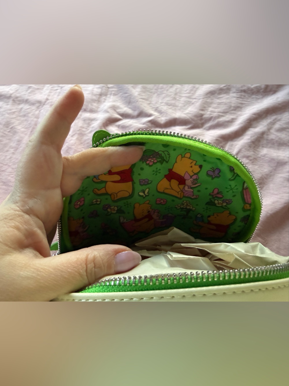 Loungefly Disney’s Winnie the Pooh & Piglet Floral Reading Backpack - Picture 3 of 3
